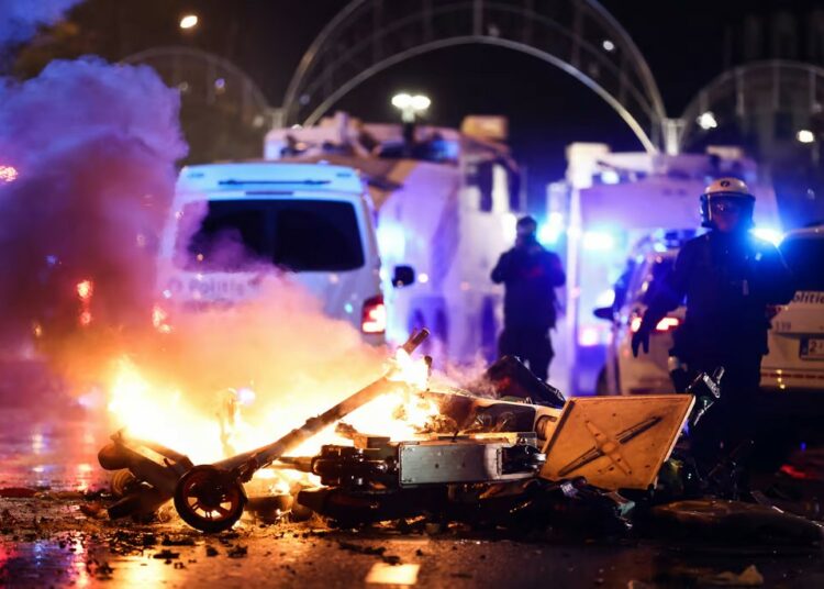 (VIDEOS) Disturbios en Bruselas tras triunfo de Marruecos sobre Bélgica