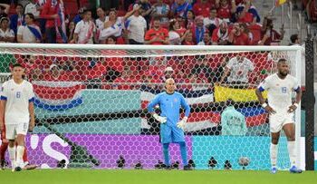 Los expertos critican a Costa Rica y Keylor Navas tras goleada de escándalo ante España en Qatar 2022