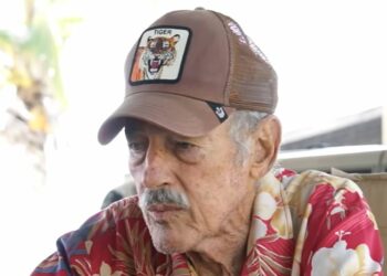 Encuentran a Andrés García tirado en su casa, ya no puede respirar por sí solo