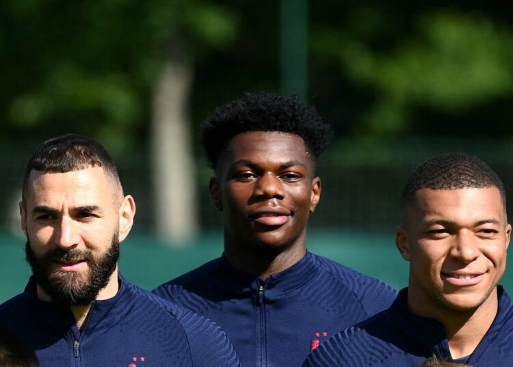 Benzema, Mbappé y Tchouaméni, las armas de Francia para defender su título