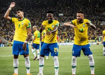 Tite anunció la lista de 26 jugadores de Brasil para el Mundial de Qatar con la presencia de Dani Alves