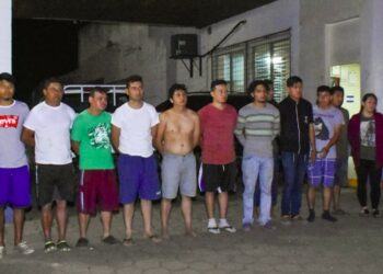 Caen 18 pandilleros en operativo policial en Santa Ana 