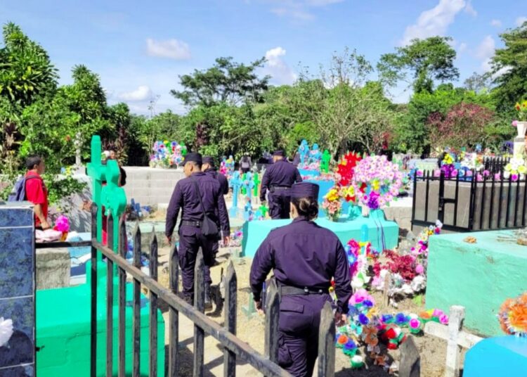 Presencia policial se mantiene en 613 cementerios a nivel nacional