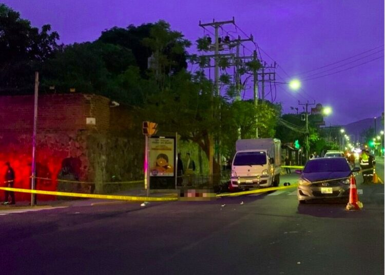 Accidente de tránsito deja un motociclista muerto y uno lesionado sobre el Paseo General Escalón esta madrugada