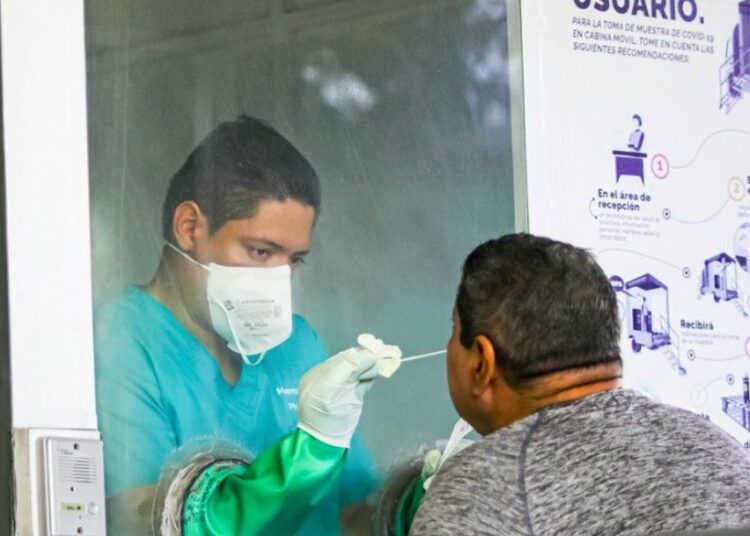 Salud continúa efectuando pruebas PCR en San Miguel, La Paz y San Salvador para la detección de coronavirus