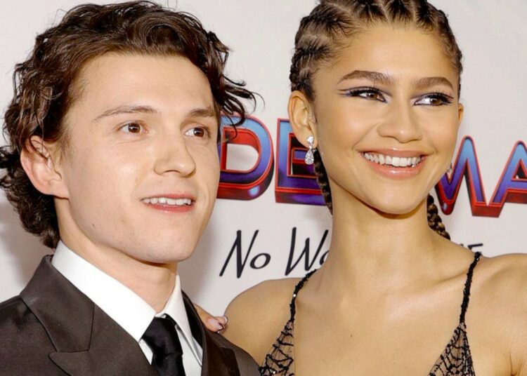 Tom Holland da anillo de su familia a Zendaya para sellar su compromiso