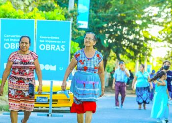 Habitantes del Distrito Italia tienen por primera vez calles modernas con el Plan Nacional de Bacheo