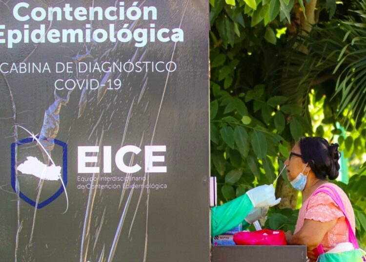 Salud lleva a cabo jornada de detección de covid-19 en Apopa