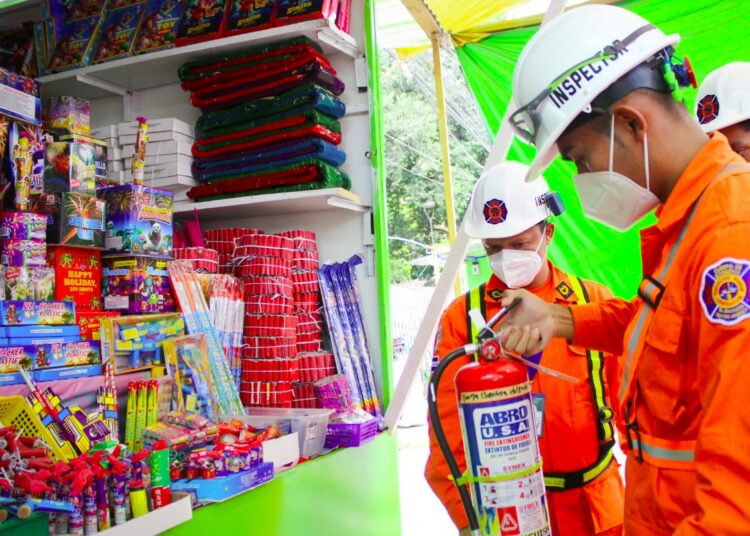Cuerpo de Bomberos insta a la población a no comprar pólvora prohibida en temporada navideña