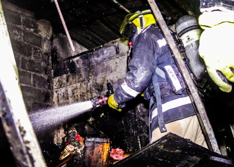 Autoridades sofocaron un incendio estructural en San Marcos esta madrugada