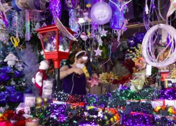 Bomberos brindan recomendaciones a los salvadoreños para evitar incendios en hogares estas festividades