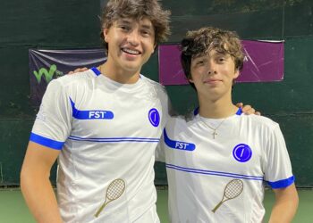 Los salvadoreños César Cruz y Diego Durán son campeones de dobles en el ITF J4