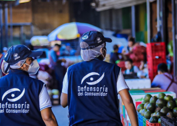 Defensoría verifica precios y abastecimientos en el mercado La Tiendona