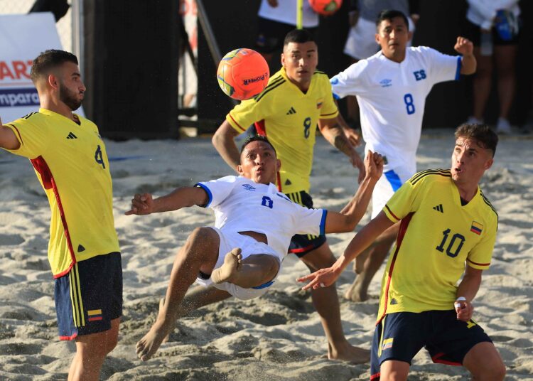 Jason Urbina dio el primer triunfo a El Salvador en Santa Marta 2022