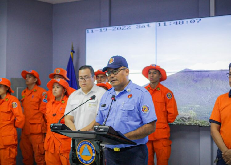(VIDEO) Autoridades continúan con el monitoreo del volcán Chaparrastique
