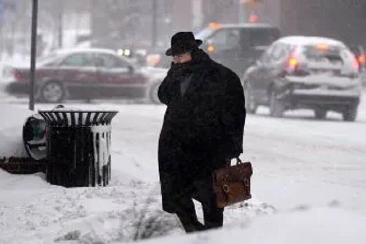 Tormenta de nieve en el norte del estado de Nueva York causa 3 muertes