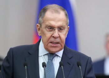 Rusia desmiente hospitalización de Lavrov a su llegada a Indonesia, mientras Indonesia la confirma