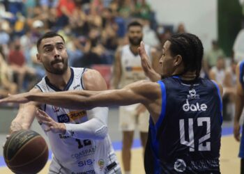 Santa Tecla y Águila toman ventaja en las semifinales de la LMB