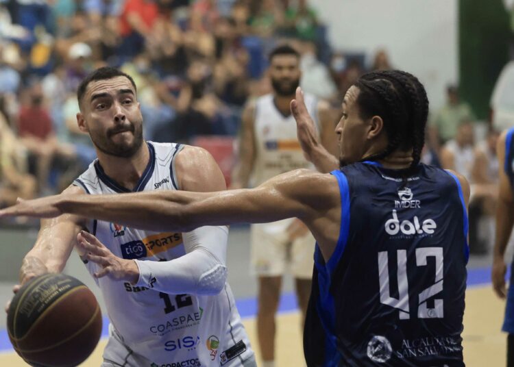 Santa Tecla y Águila toman ventaja en las semifinales de la LMB