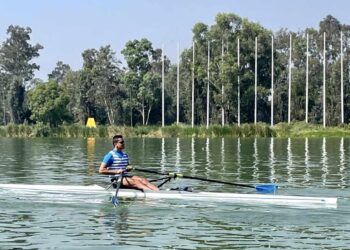 Remeros realizan base de entrenamiento en México