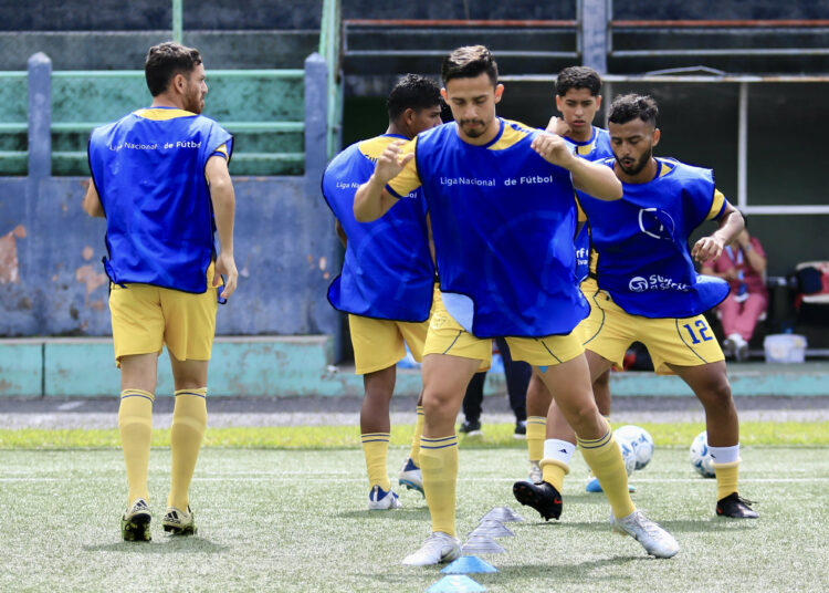 La Libertad y Santa Ana quieren festejo en casa