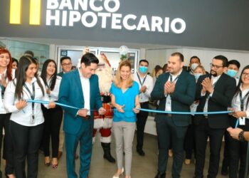 Nueva agencia del Banco Hipotecario en Metrocentro San Salvador