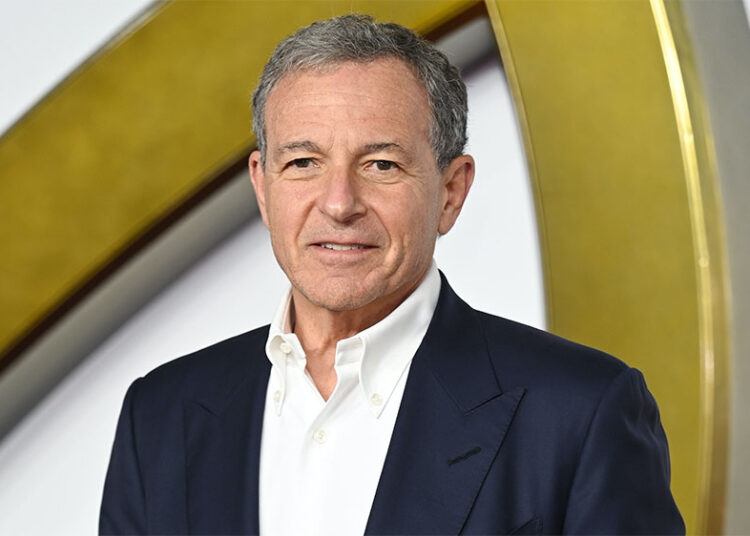 Disney destituyó a su CEO y anunció que traerá de vuelta a Bob Iger para liderar la compañía