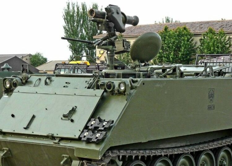 Texas enviará vehículos blindados a la frontera con México para combatir la inmigración ilegal