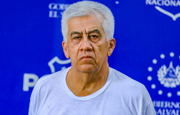 Capturan a ex mundialista Norberto «Pájaro» Huezo acusado de agresión sexual