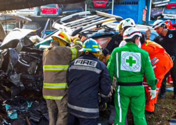 Dos fallecidos en accidente de tránsito en el Km. 21 de la Panamericana en San Pedro Perulapán