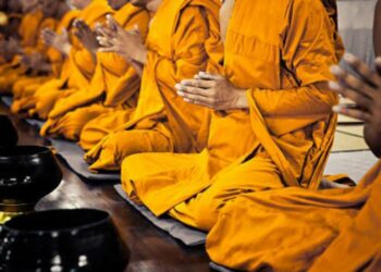 Todos los monjes de un templo budista dan positivo a drogas y son expulsados