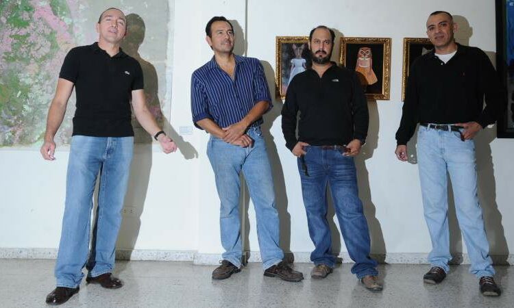 Familiares y amigos dan el último adiós al artista plástico Juan Carlos Rivas