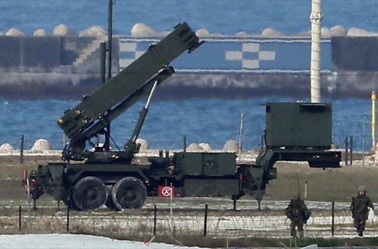 Taiwán despliega sus defensas antimisiles ante el avance de los buques y aviones chinos