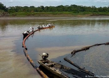 Un centenar de turistas, retenidos casi 24 horas por indígenas en Amazonía de Perú