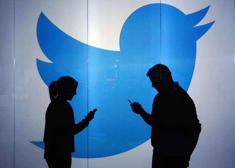 Los empleados de Twitter renuncian en masa tras el ultimátum de Elon Musk