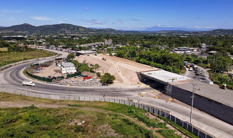 Construcción del paso a desnivel de San Juan Opico lleva un avance del 70%