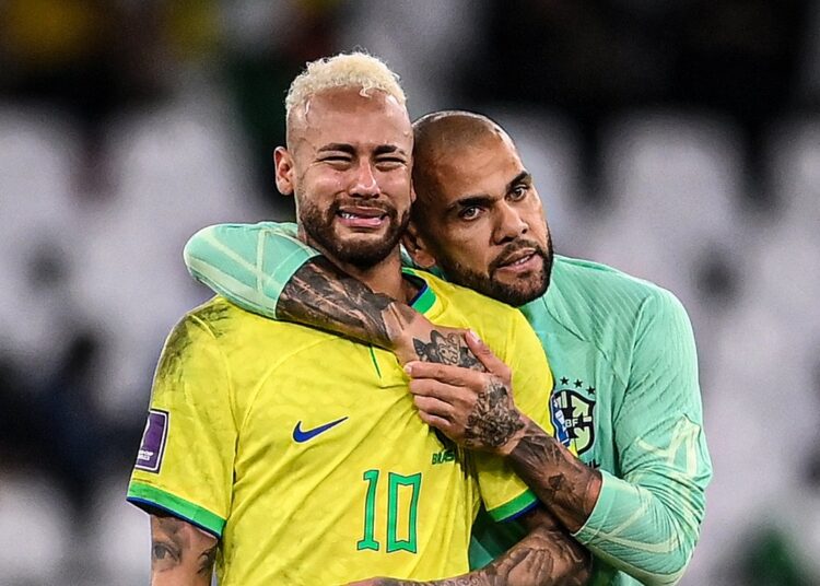 Neymar no ofrece garantías sobre su futuro con Brasil