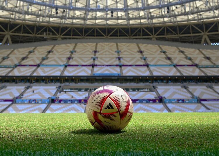 Presentaron la pelota que se utilizará en las semifinales y la final del Mundial de Qatar