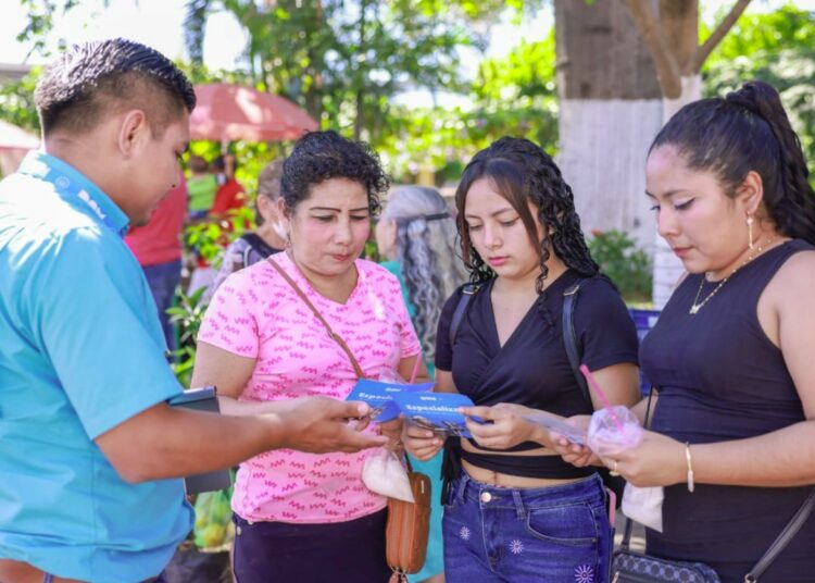 Alrededor De 1,200 Salvadoreños Se Han Inscrito En La Escuela De Obras ...