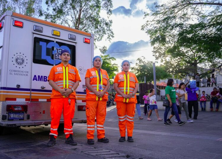Equipos del Sistema de Emergencias Médicas del Gobierno están reforzados ante las fiestas de fin de año
