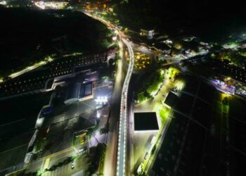 Ampliación de tramo en la carretera al Puerto de La Libertad, sector redondel Utila refleja 95% de avance