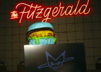 Rauw Alejandro diseña una hamburguesa de inspiración alienígena