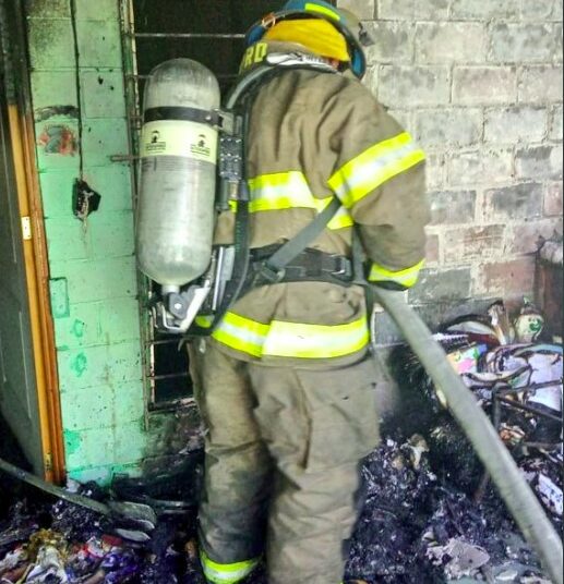 VIDEO | Bomberos extinguieron incendio estructural en Soyapango