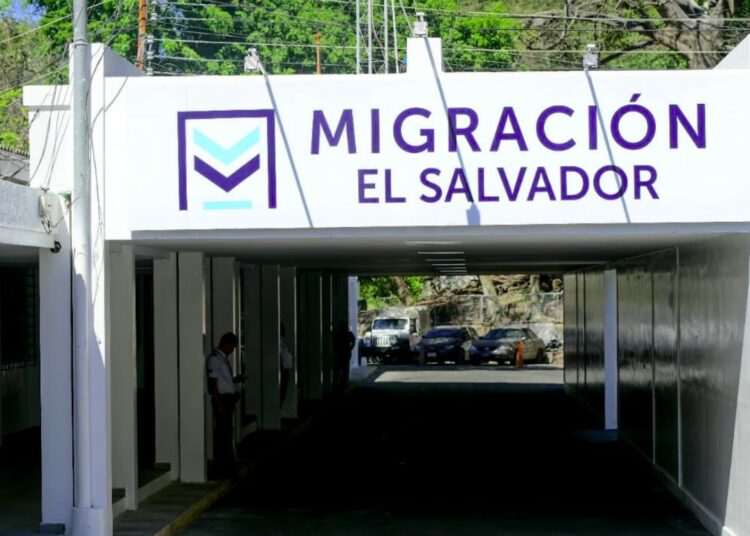 Autoridades inauguraron remodeladas instalaciones de la frontera Las Chinamas