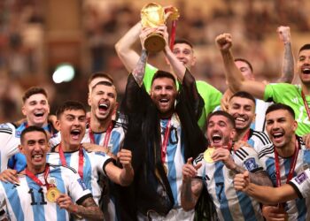 Argentina venció a Francia en los penales y se consagró campeón de la Copa Mundial en una final agónica