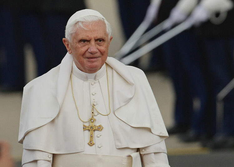 El Vaticano anuncia la muerte del papa emérito Benedicto XVI