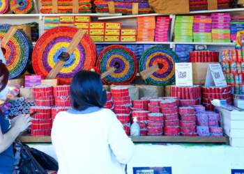 Vendedores de productos pirotécnicos están obligados a cumplir con las medidas de seguridad contra incendios 