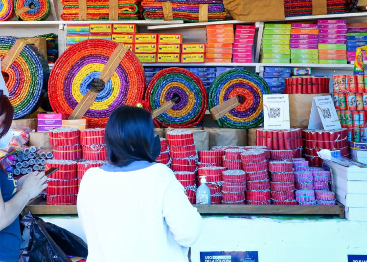 Vendedores de productos pirotécnicos están obligados a cumplir con las medidas de seguridad contra incendios