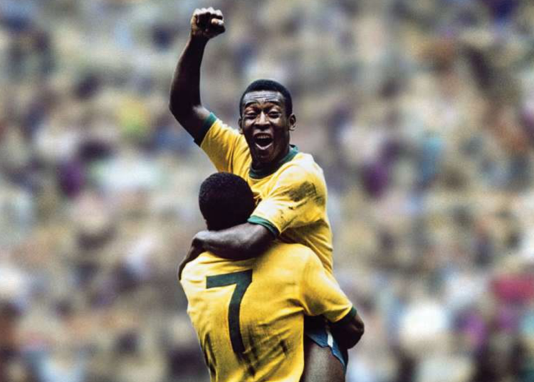 Los mitos sobre Pelé y su época que abundan en el futbol