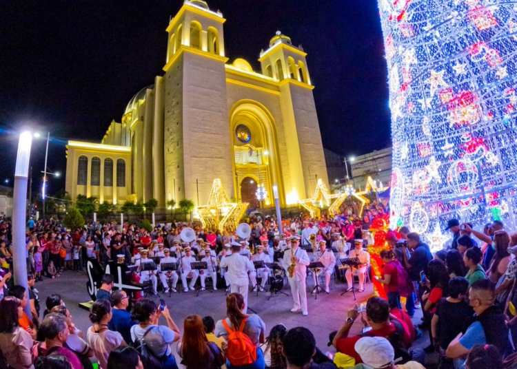 Población disfruta de actividades navideñas con seguridad gracias al Plan Control Territorial